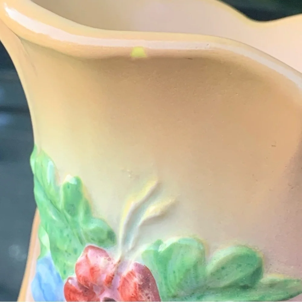 Vintage Hull Art Pottery Vase Double Handled G1- 6 1/4” Wildflower Floral